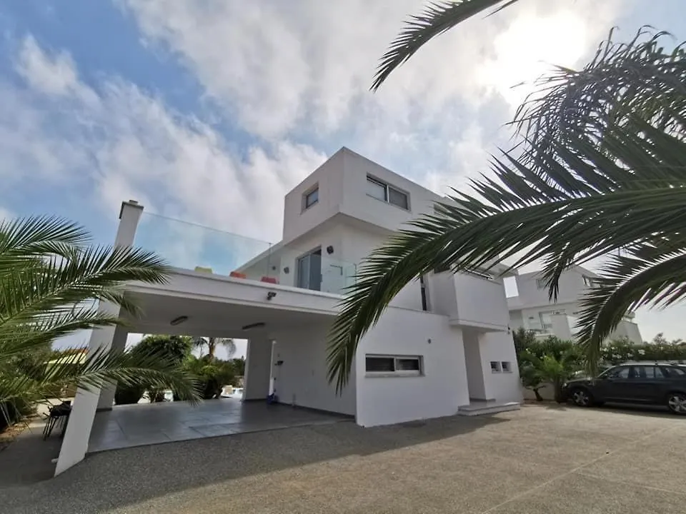 Royal Sugar Villa Agia Napa 0*,